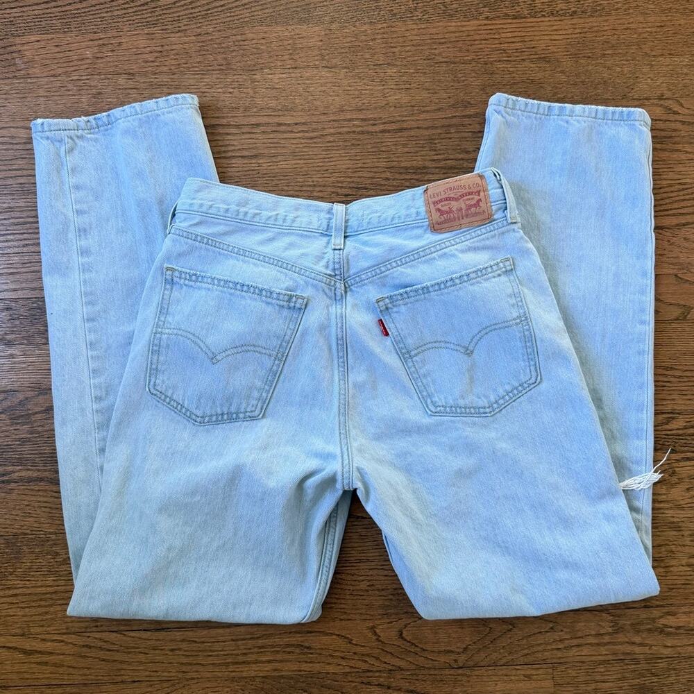 Levi's Low Pro Straight Light Wash Jeans Size 28